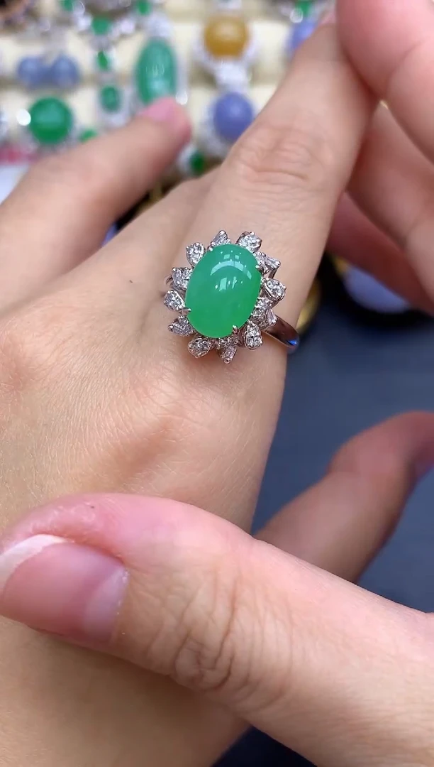 18K金镶嵌戒指翡翠231-中国好珍宝