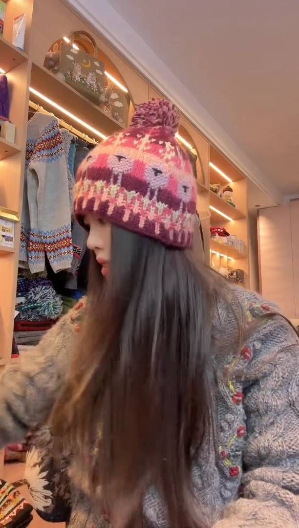 羊毛樱花粉小羊帽