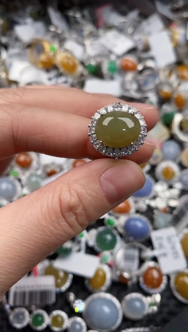 银S925镶嵌戒指翡翠999              3