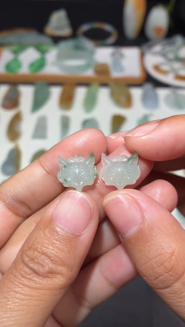 未镶嵌定制翡翠狐狸面具耳饰一对