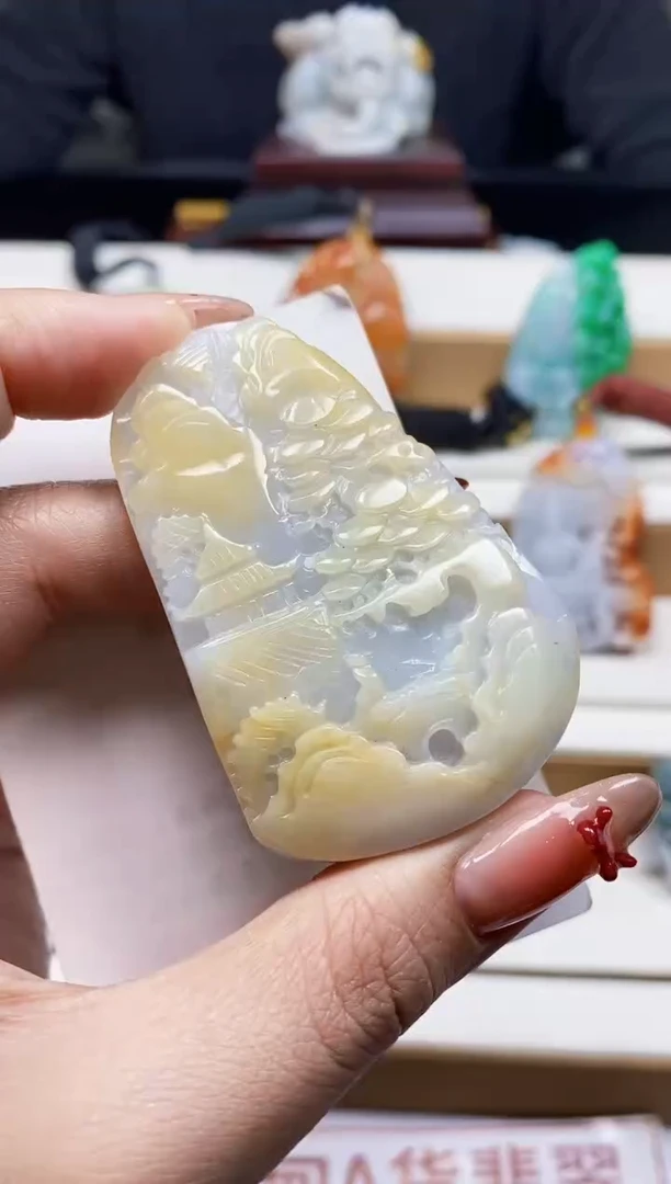颈饰未镶嵌翡翠1