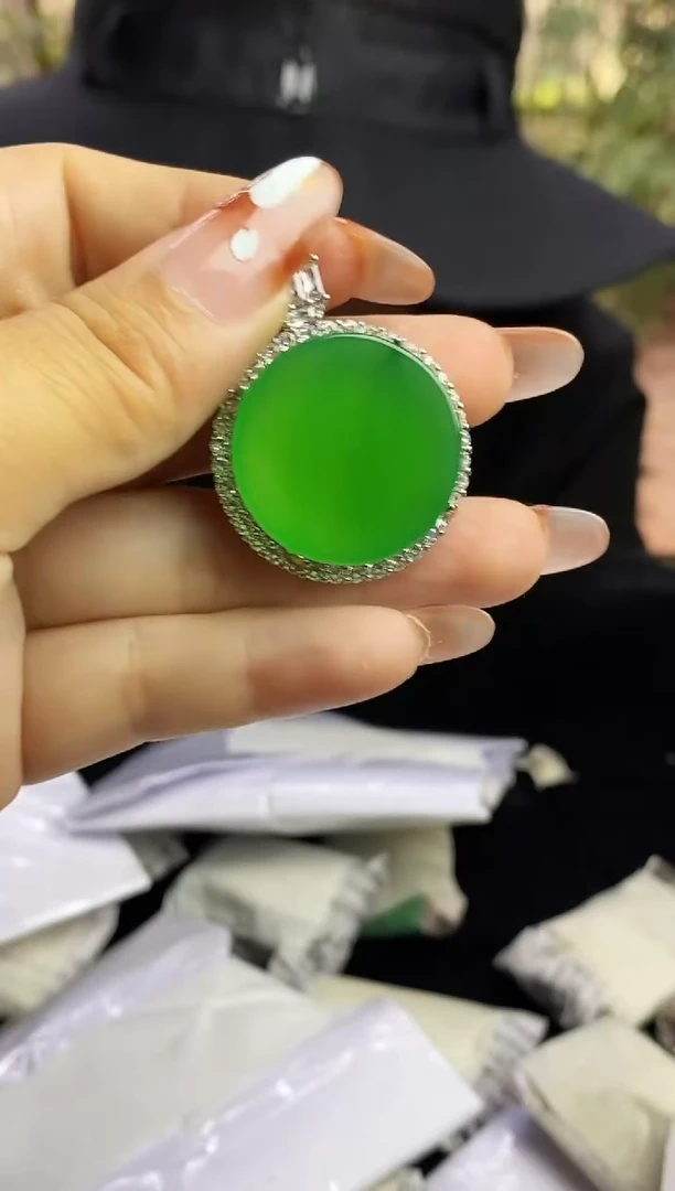 满色吊坠 所见即所得！！
