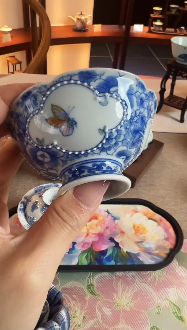 开窗万花葵口高足杯