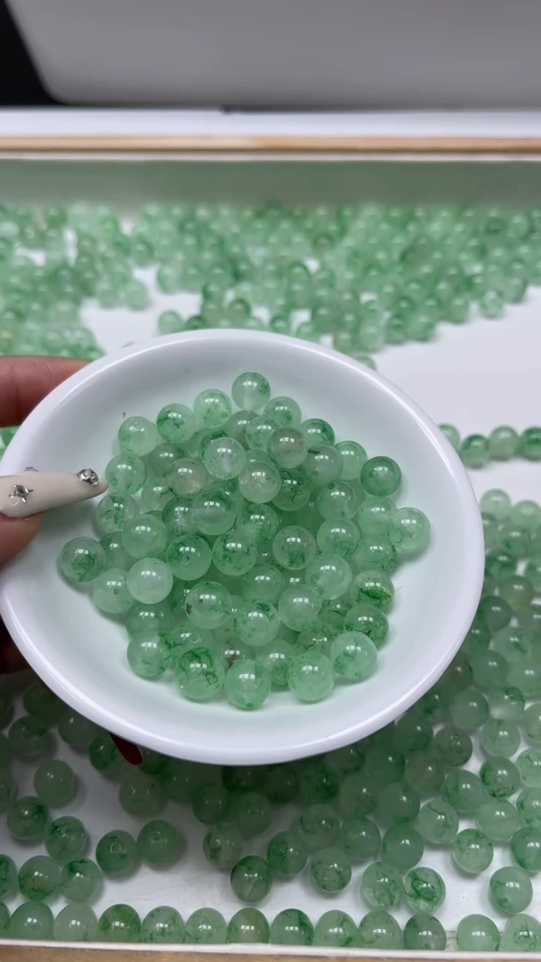 未镶嵌散珠石英质玉（非洲翠）C863 非 洲 翠8mm10个5元