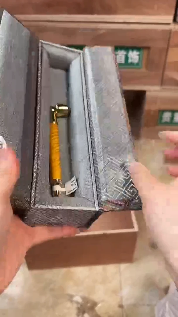 饰界坊甄选福利闪购商品无礼盒