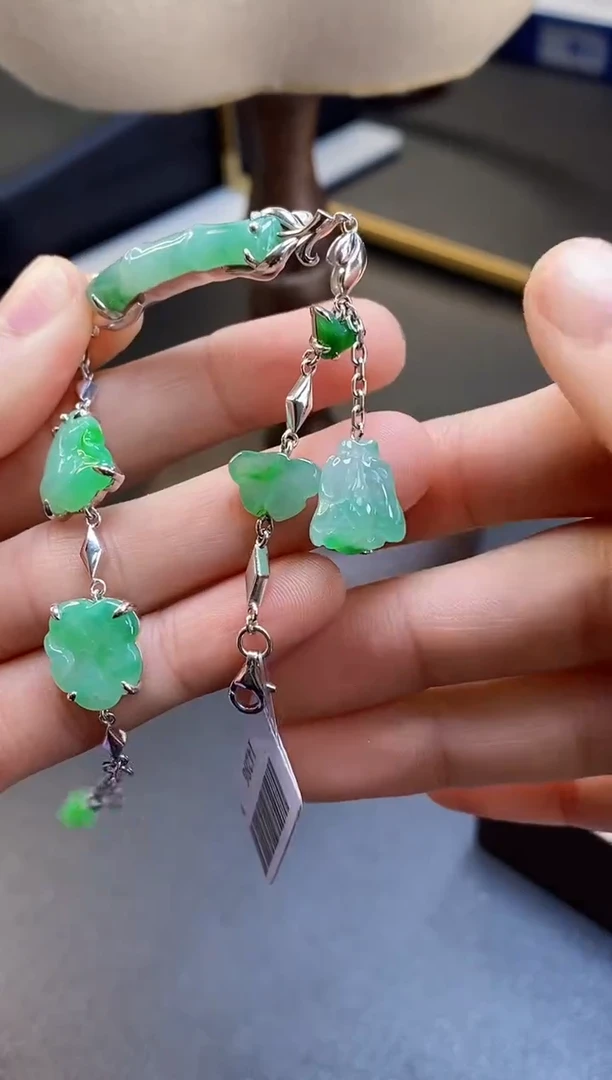 颈饰银S925镶嵌翡翠14286