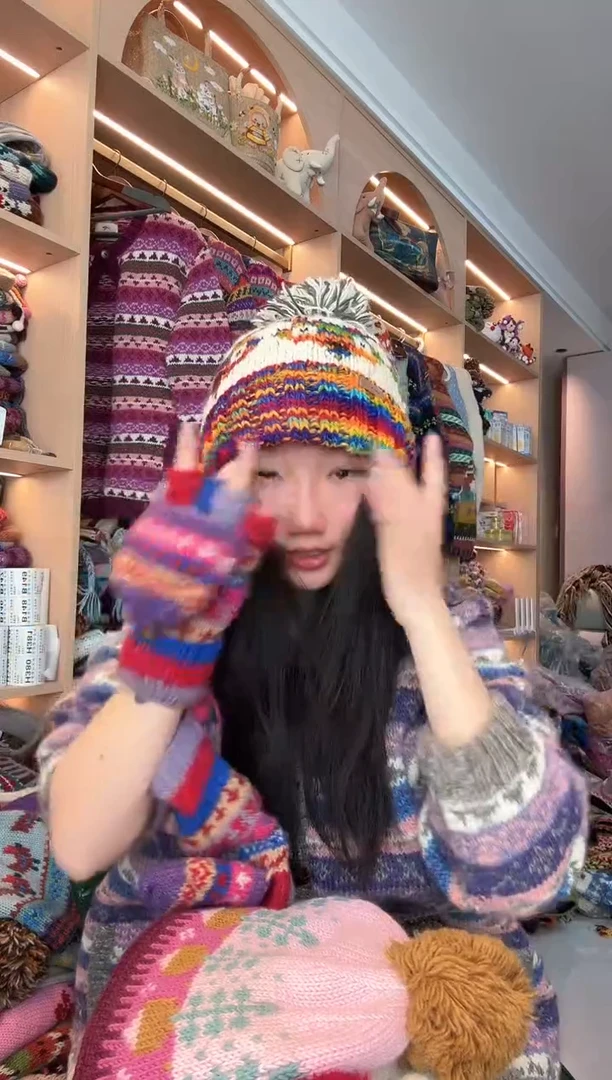 羊毛白色猫头鹰单球帽