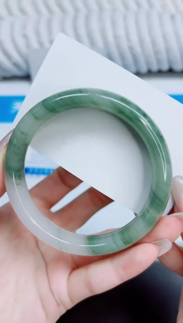 未镶嵌手镯石英质玉38/60.5