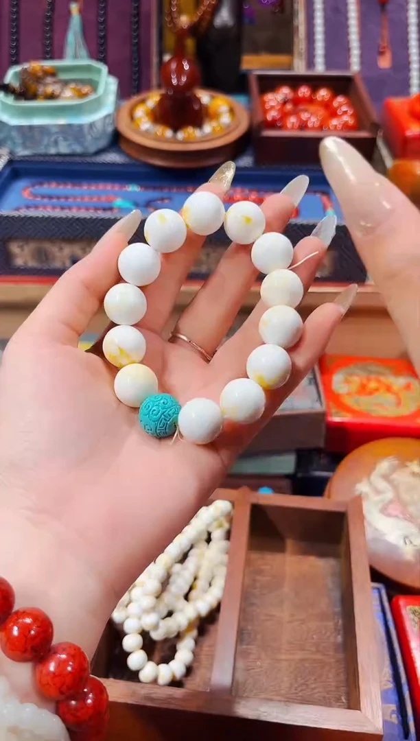 【闪购商品】蜜蜡颈饰未镶嵌年关将至，最后一场45