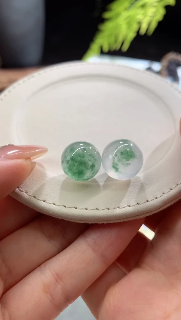 散珠翡翠翡翠散珠一对卡13.5-13.8