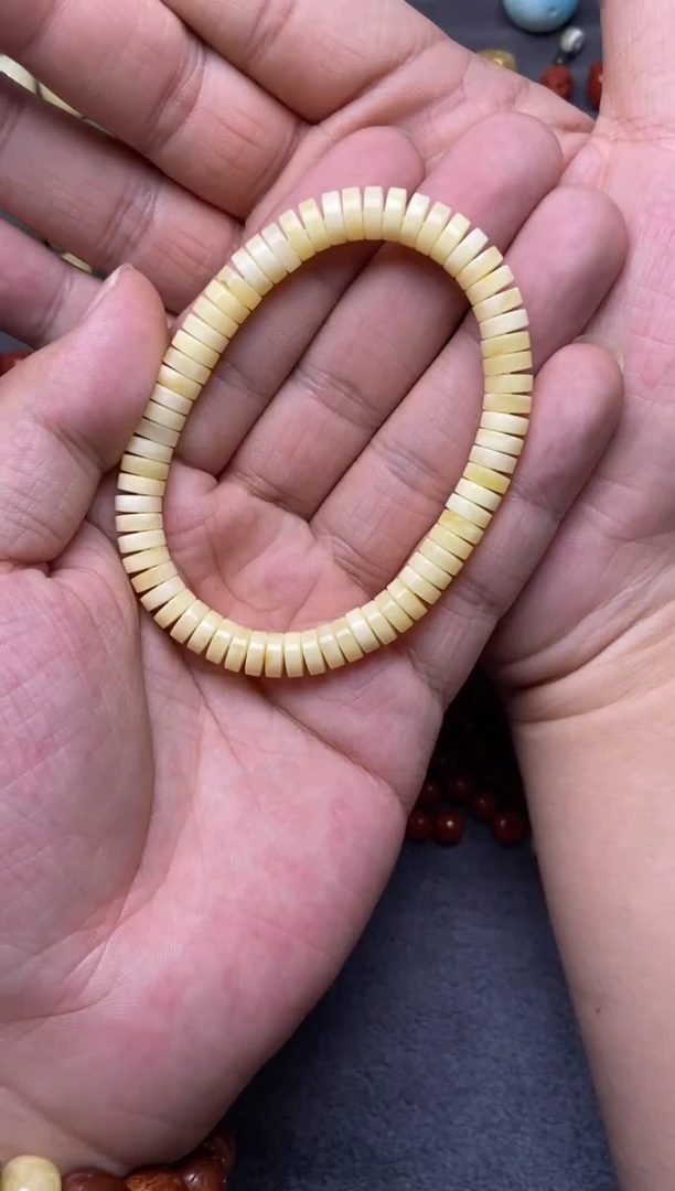 【闪购商品】蜜蜡珠宝奇石未镶嵌7mm