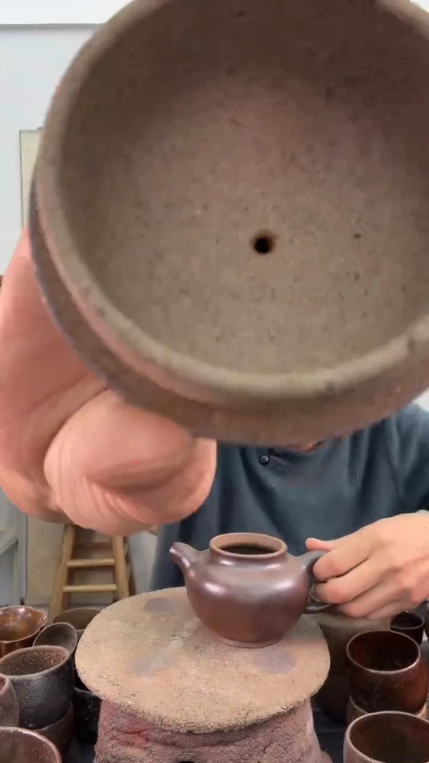 深色高掇壶非遗技艺