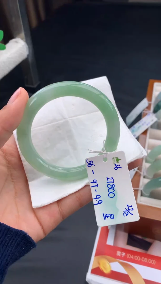 未镶嵌手镯翡翠翡翠自带#送人#，假一赔三