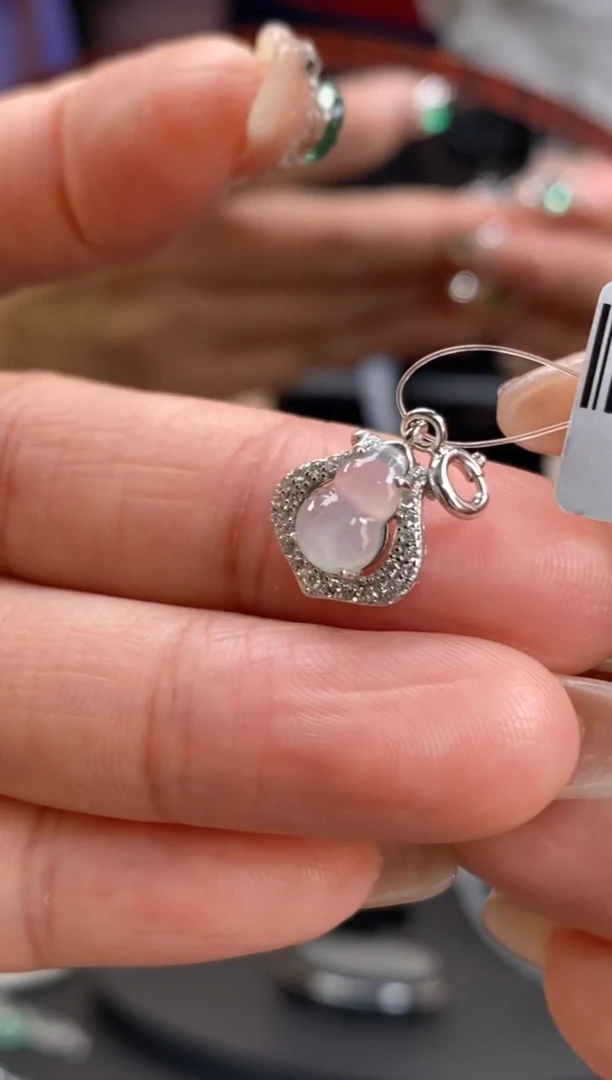 颈饰银S925镶嵌翡翠净货17621