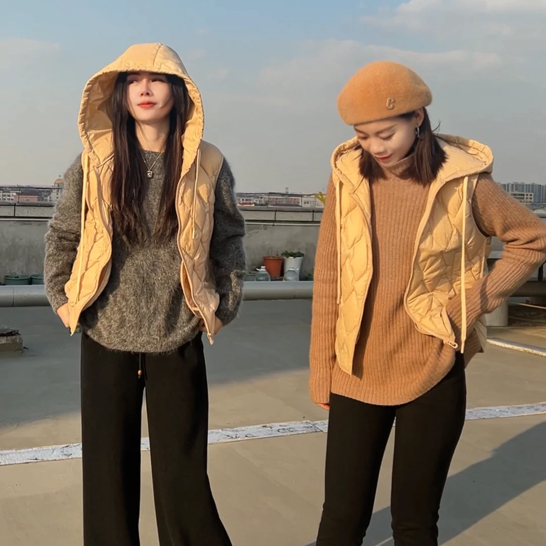 外宽松马甲羽绒服鸭绒无袖连帽抗静电运动服外套女