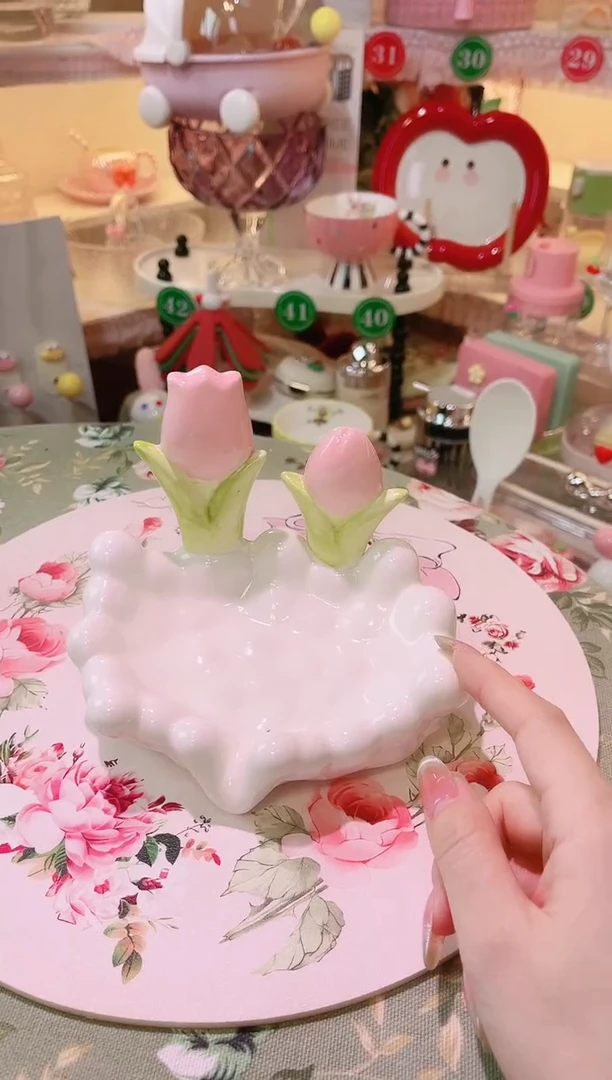 【闪购商品】摆件郁金香花肥皂盒品质好，发货快，放心拍