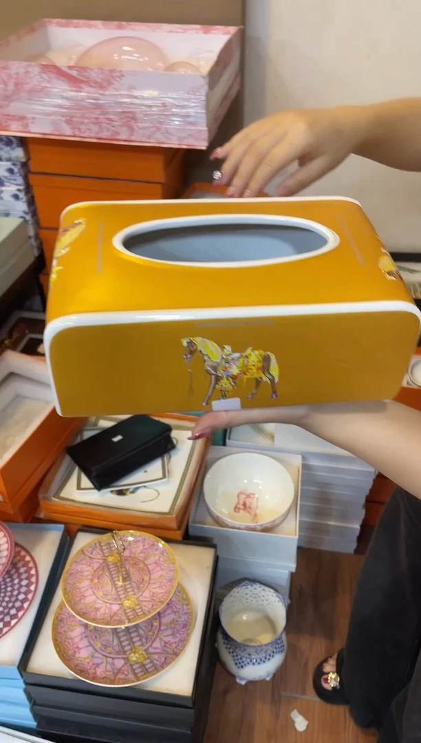 杯鸿辉家品牌瓷器，京东包邮！