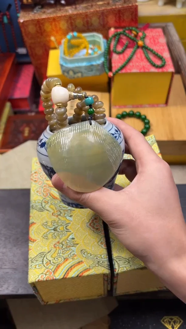 【闪购商品】1-----------------穿穿-