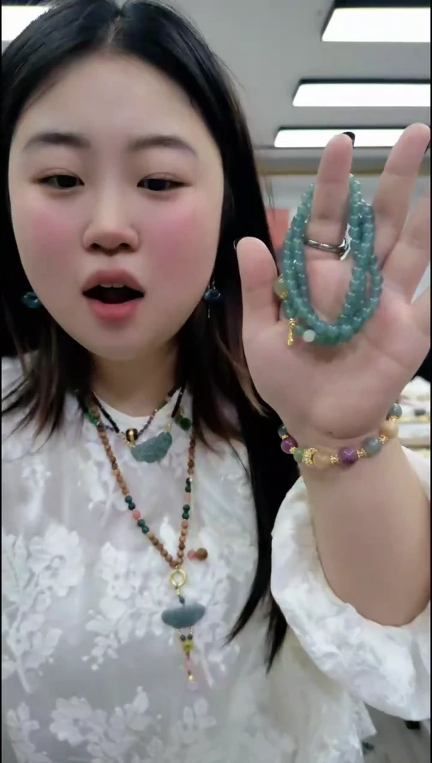 【闪购商品】翡翠颈饰未镶嵌1614蓝水长链