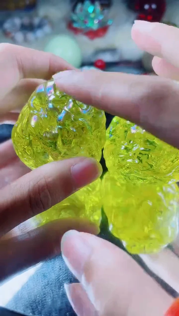 菱锰矿合金手把牛和黄手把（一对）