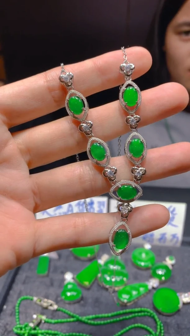 未镶嵌定制翡翠150多样性发货（发其一）