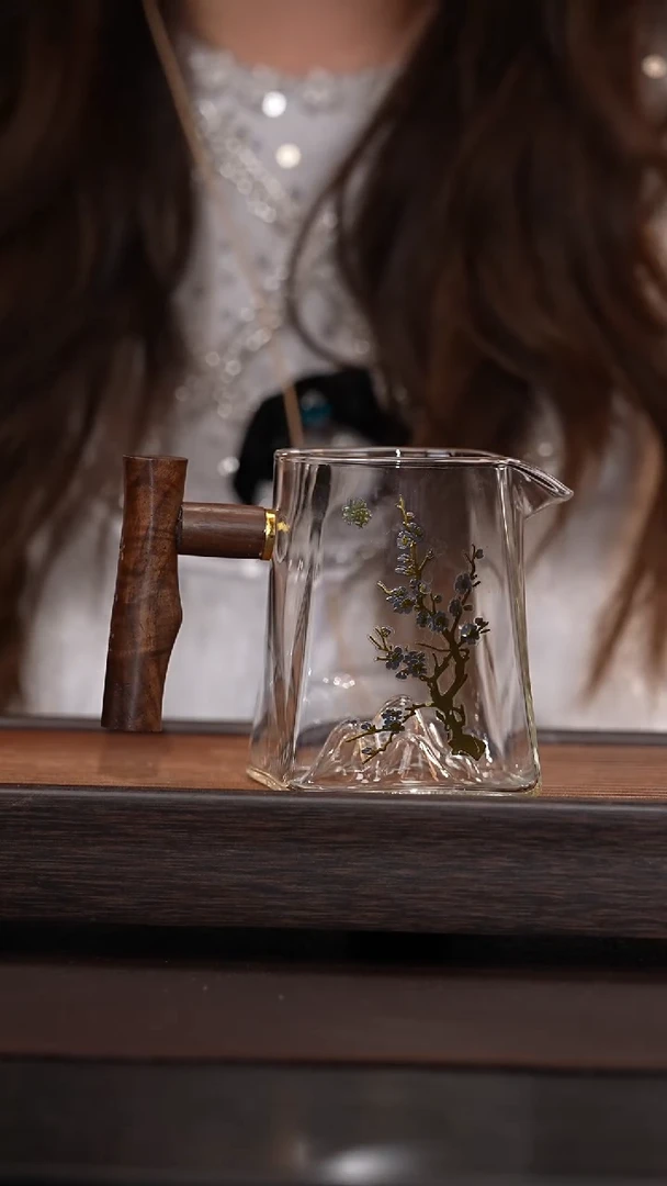 茶壶紫砂木把公道杯（梅花）