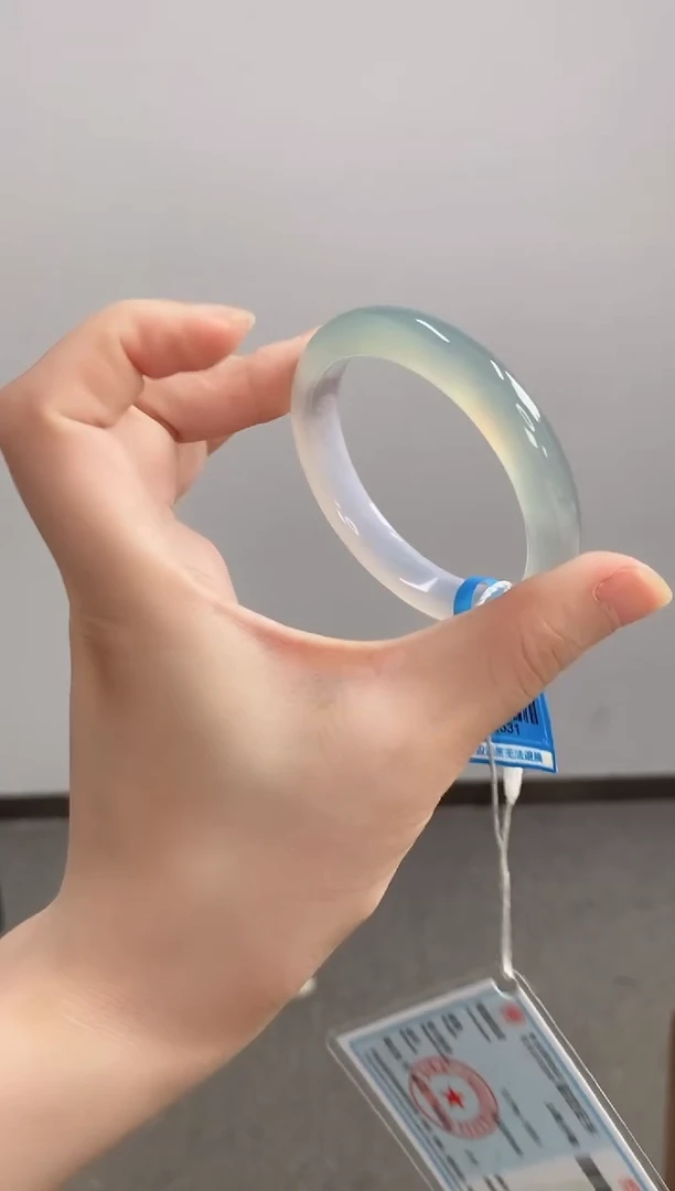 玛瑙/玉髓手镯未镶嵌54圈