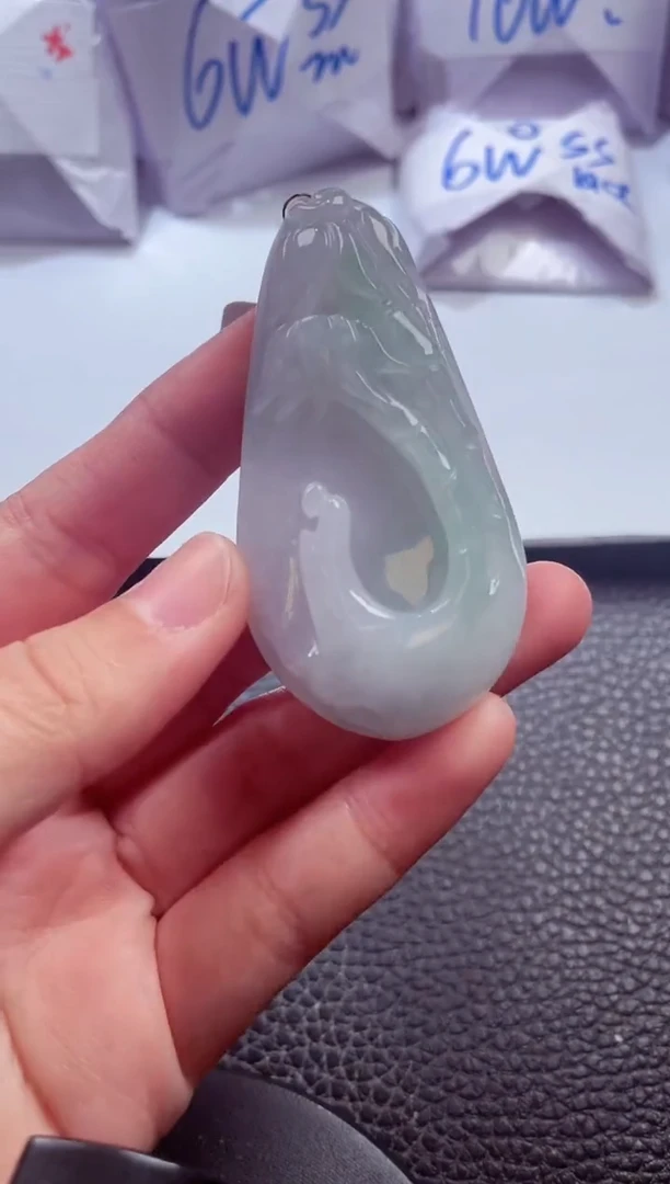 颈饰未镶嵌翡翠00009549