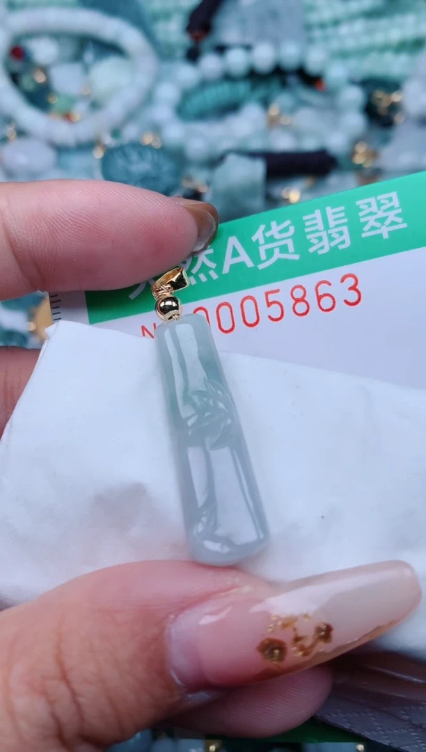 【闪购商品】翡翠颈饰未镶嵌.0005863