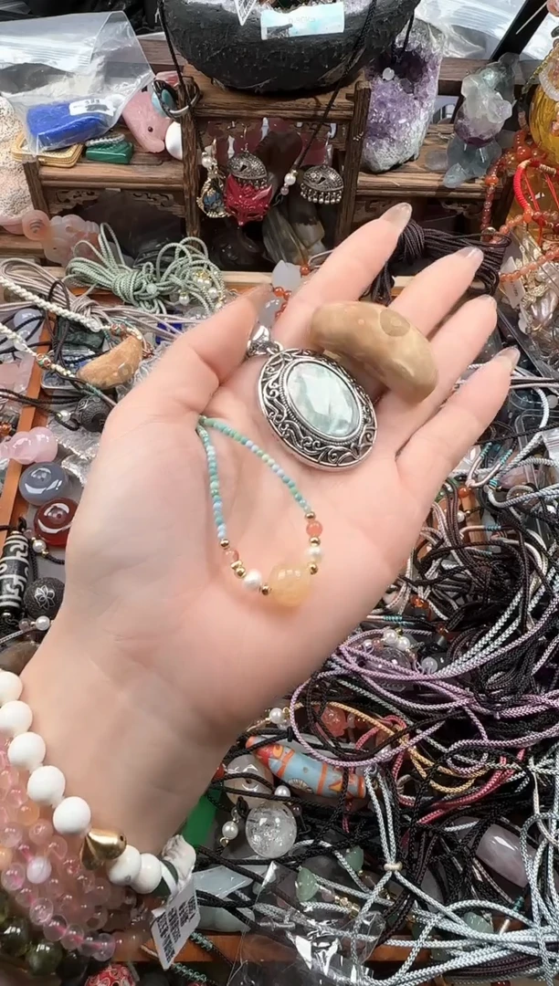 未镶嵌吊坠(赠链)玛瑙/玉髓墨*23123312