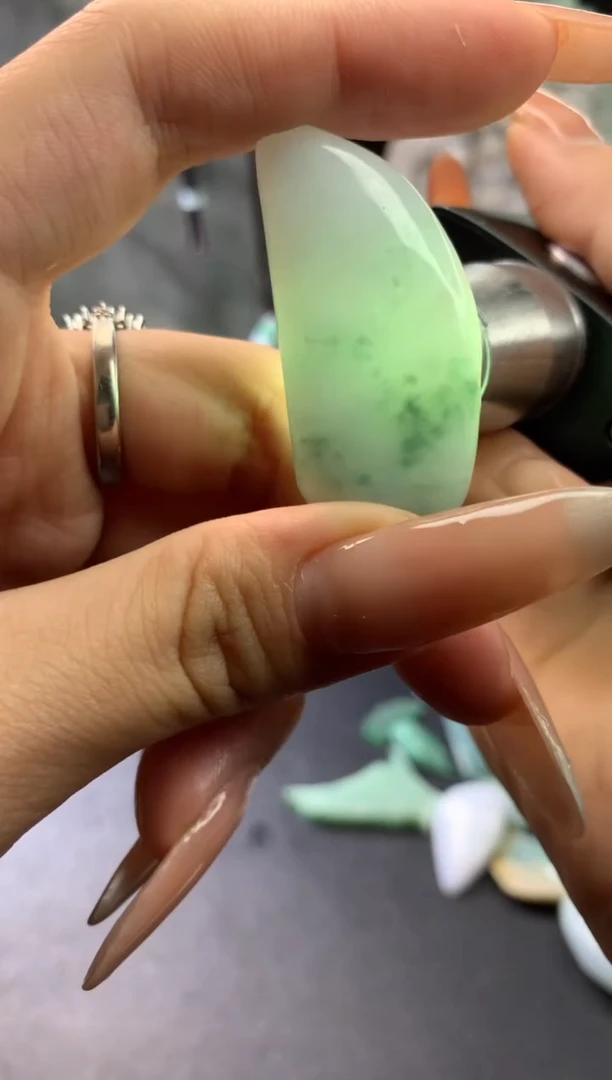 未镶嵌挂件翡翠天然缅甸翡翠A货