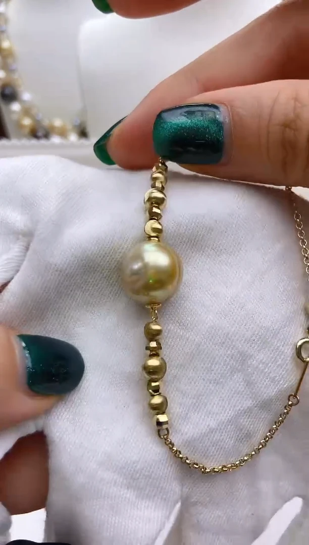 未镶嵌海水珍珠手链59