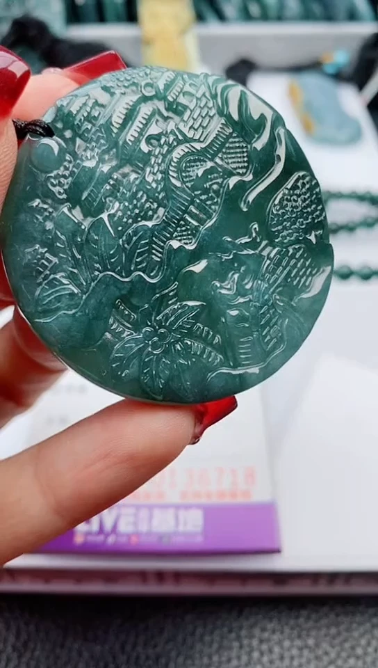 【闪购商品】翡翠颈饰未镶嵌