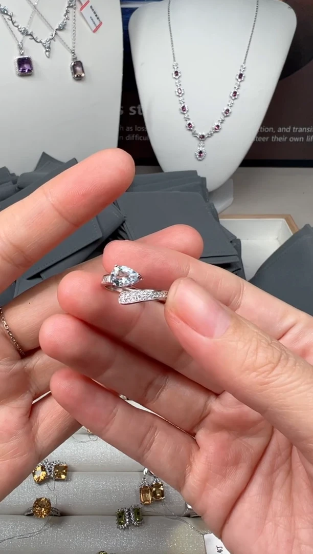 银S925镶嵌吊坠(不含链)海蓝宝石戒指55