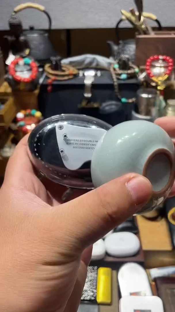 瓷片闪购商品 如图所示