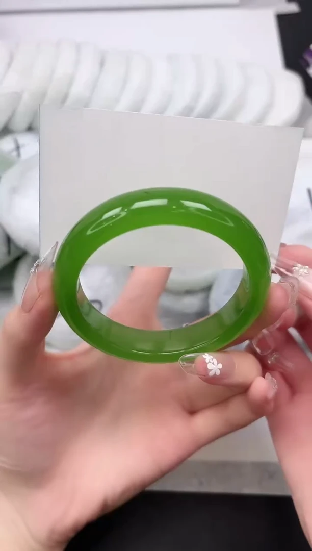 未镶嵌手镯石英质玉162-55.8