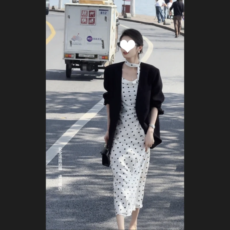 百搭领设计感轻奢宽松型轻职风西装连衣裙套装