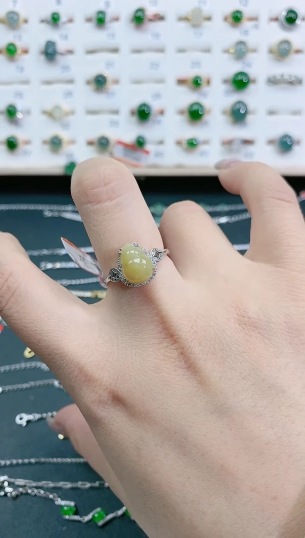 翡翠戒指银S925镶嵌天然翡翠