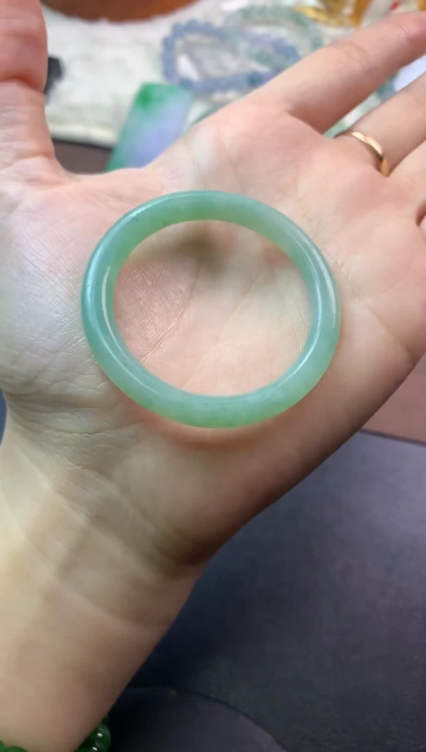 未镶嵌定制翡翠毛货