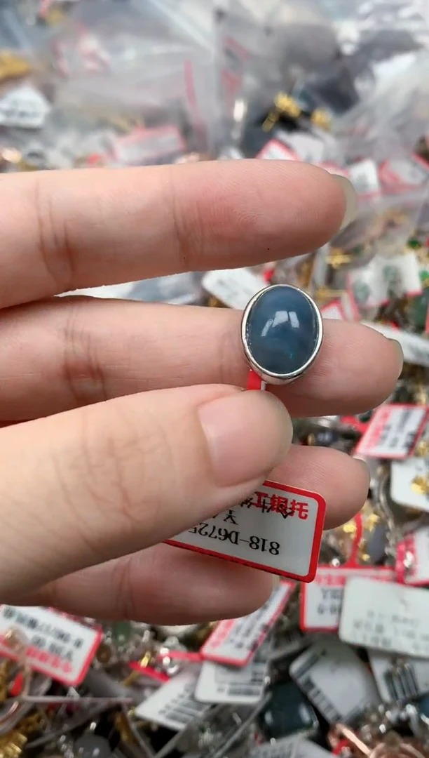 翡翠戒指银S925镶嵌天然缅甸翡翠