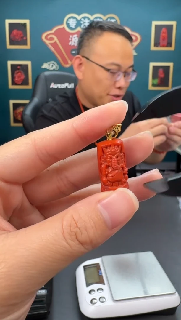 南红玛瑙雕刻银S925镶嵌013ZB0411产品一个