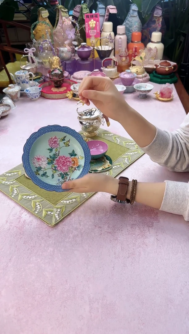 26  灵玺贡坊 壶承