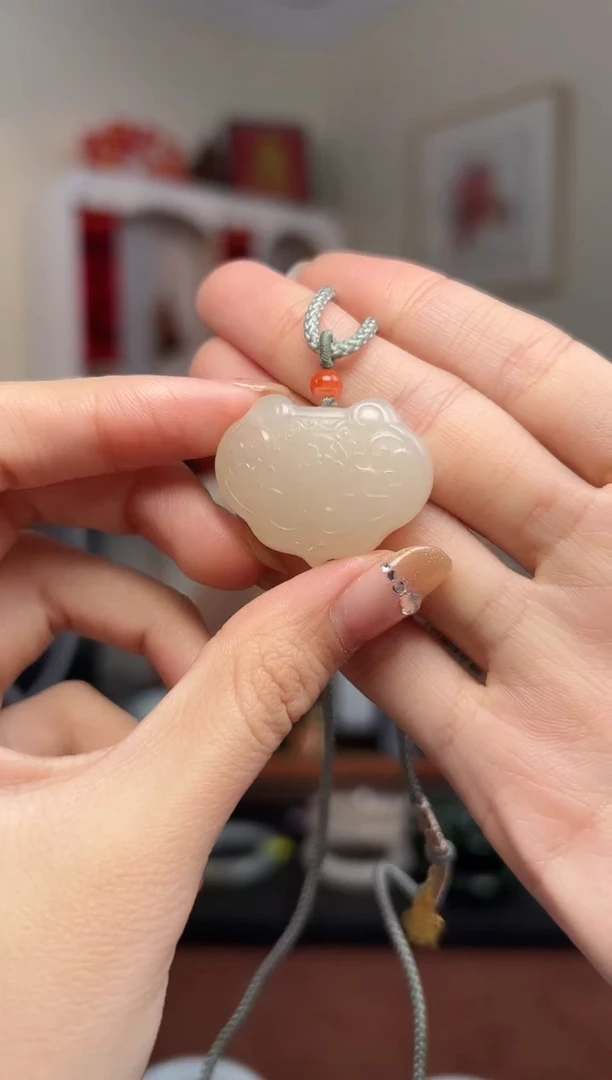 【闪购商品】和田玉颈饰未镶嵌藕粉福锁