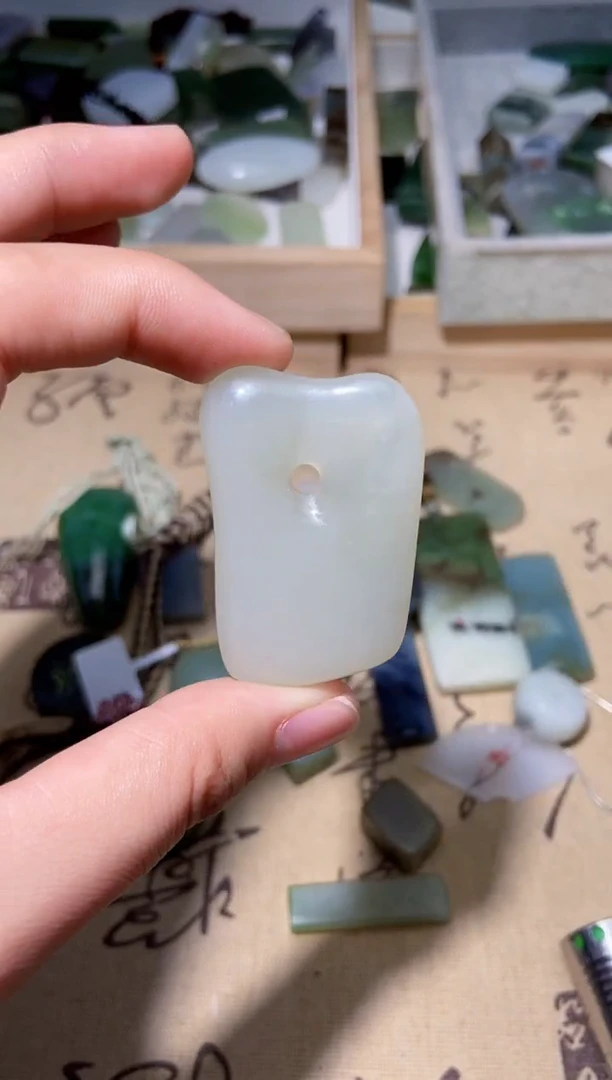 未镶嵌和田玉挂件yc