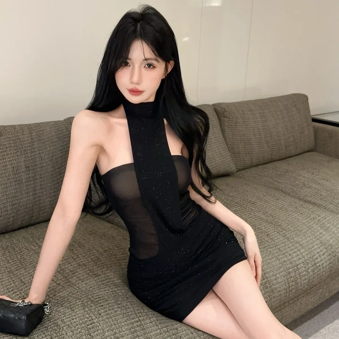 小心机性感网纱烫钻挂脖包臀裙女赫本风收腰显瘦打底高级感连衣裙