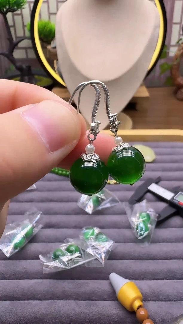 银S925镶嵌耳饰碧玺猫眼E90