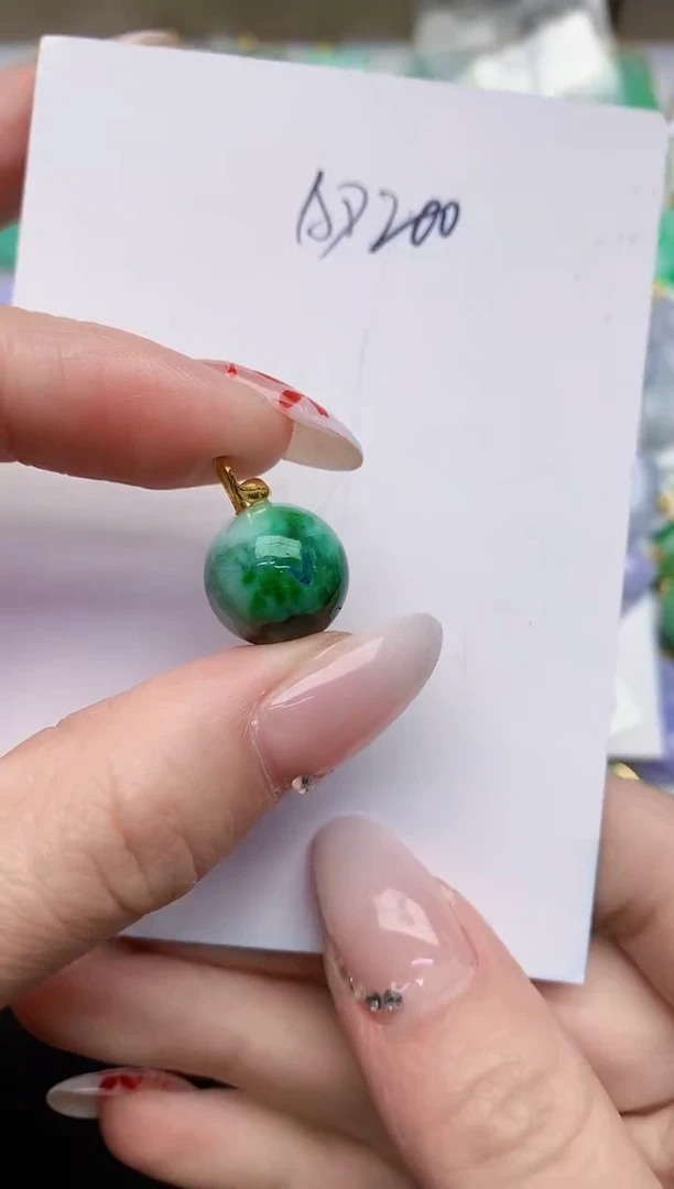 【闪购商品】翡翠颈饰18K金镶嵌0000000000