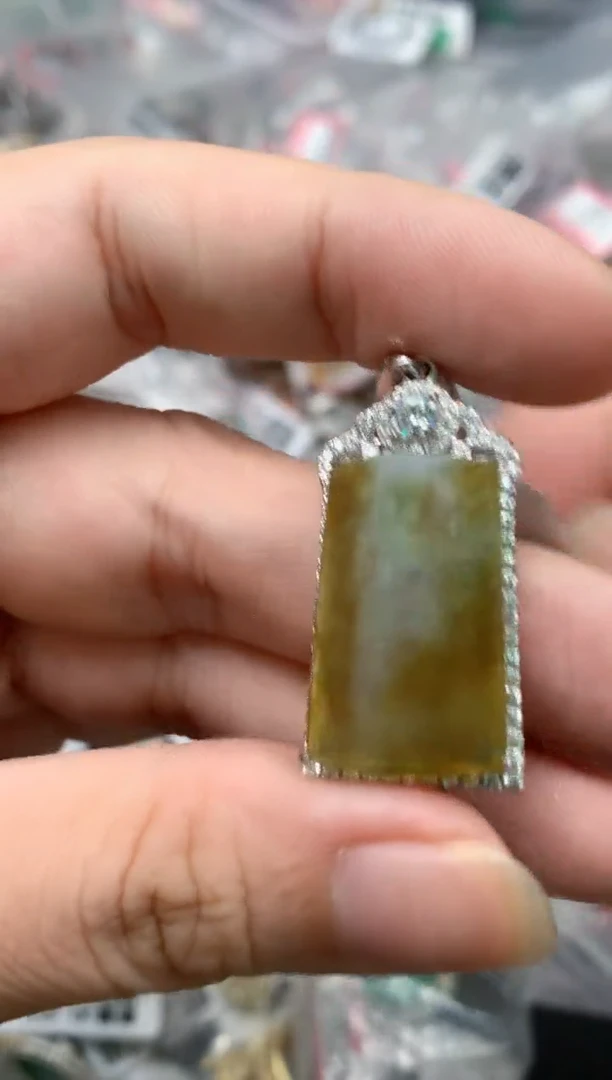 翡翠戒指银S925镶嵌天然A货缅甸翡翠