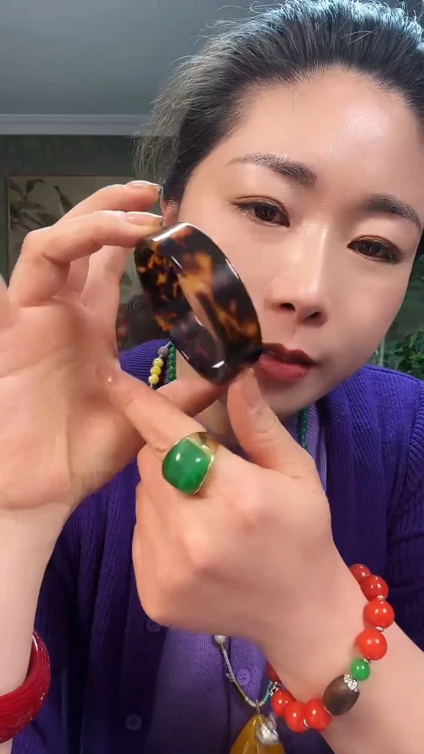 【闪购商品】树脂制品0000000T132