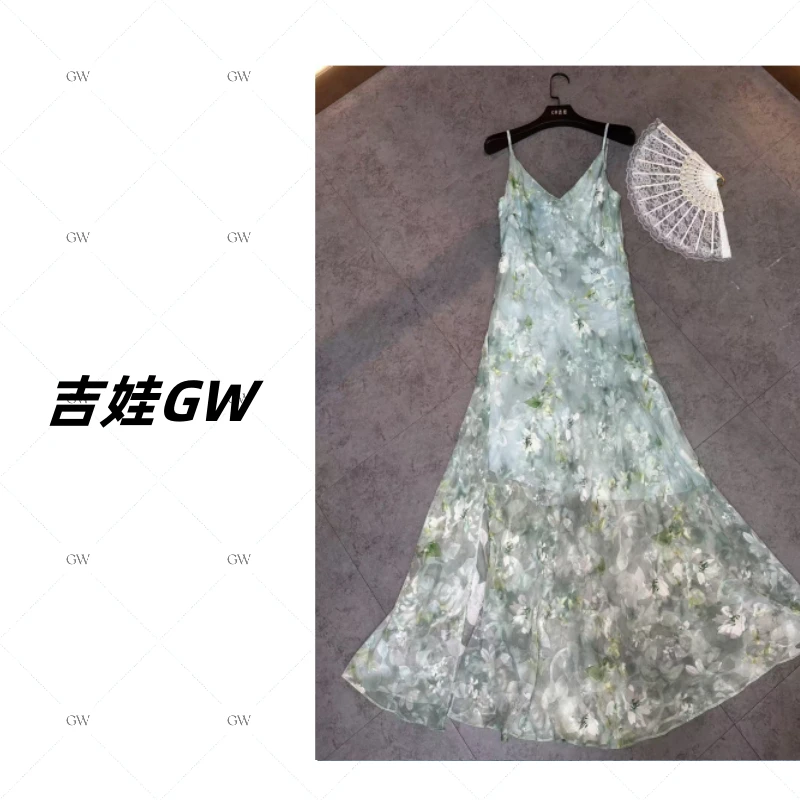 GW乔其纱【夏日限定】新款高级感简约时尚百搭显瘦吊带连衣裙D2520W